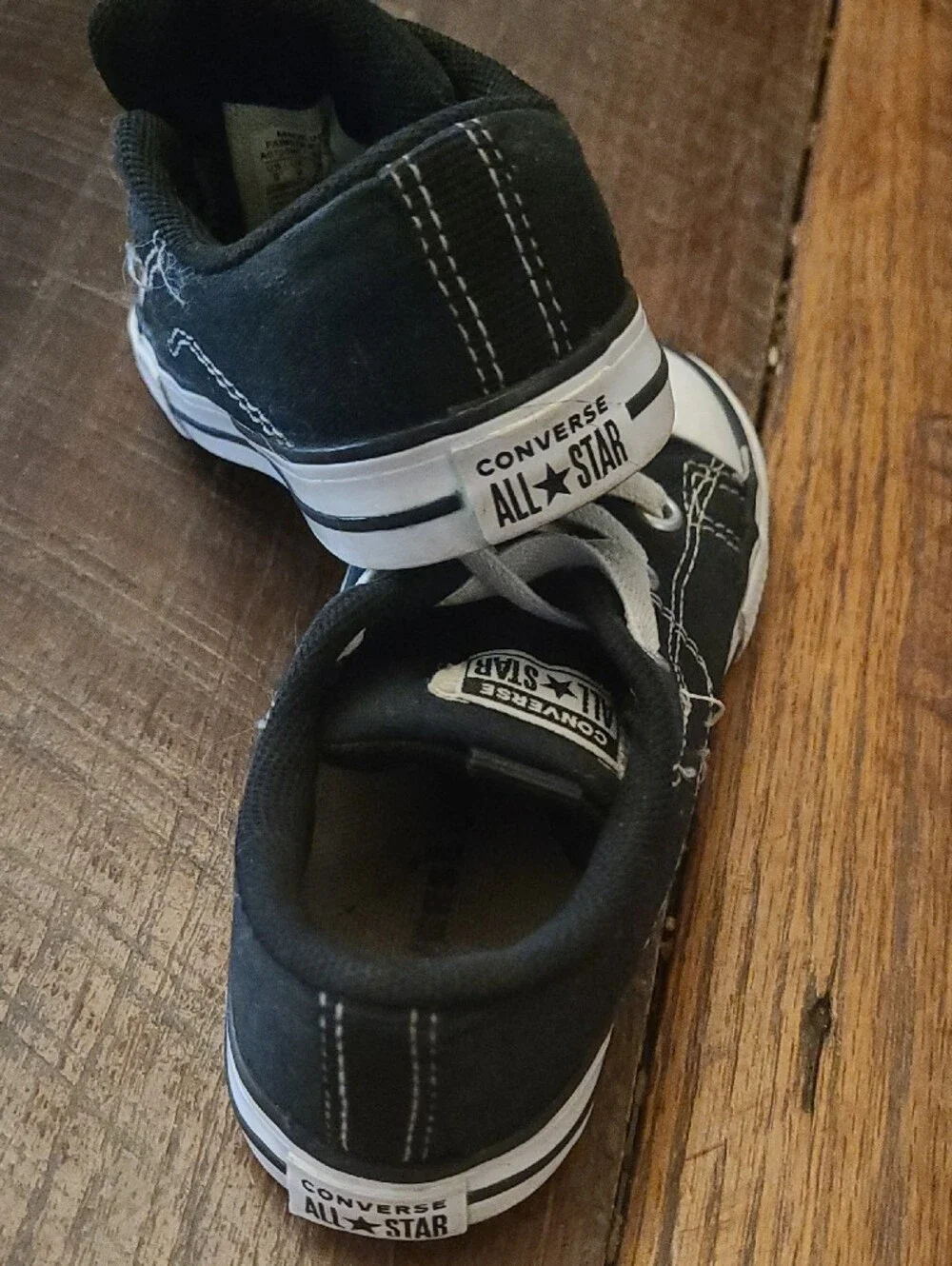 Converse classic low